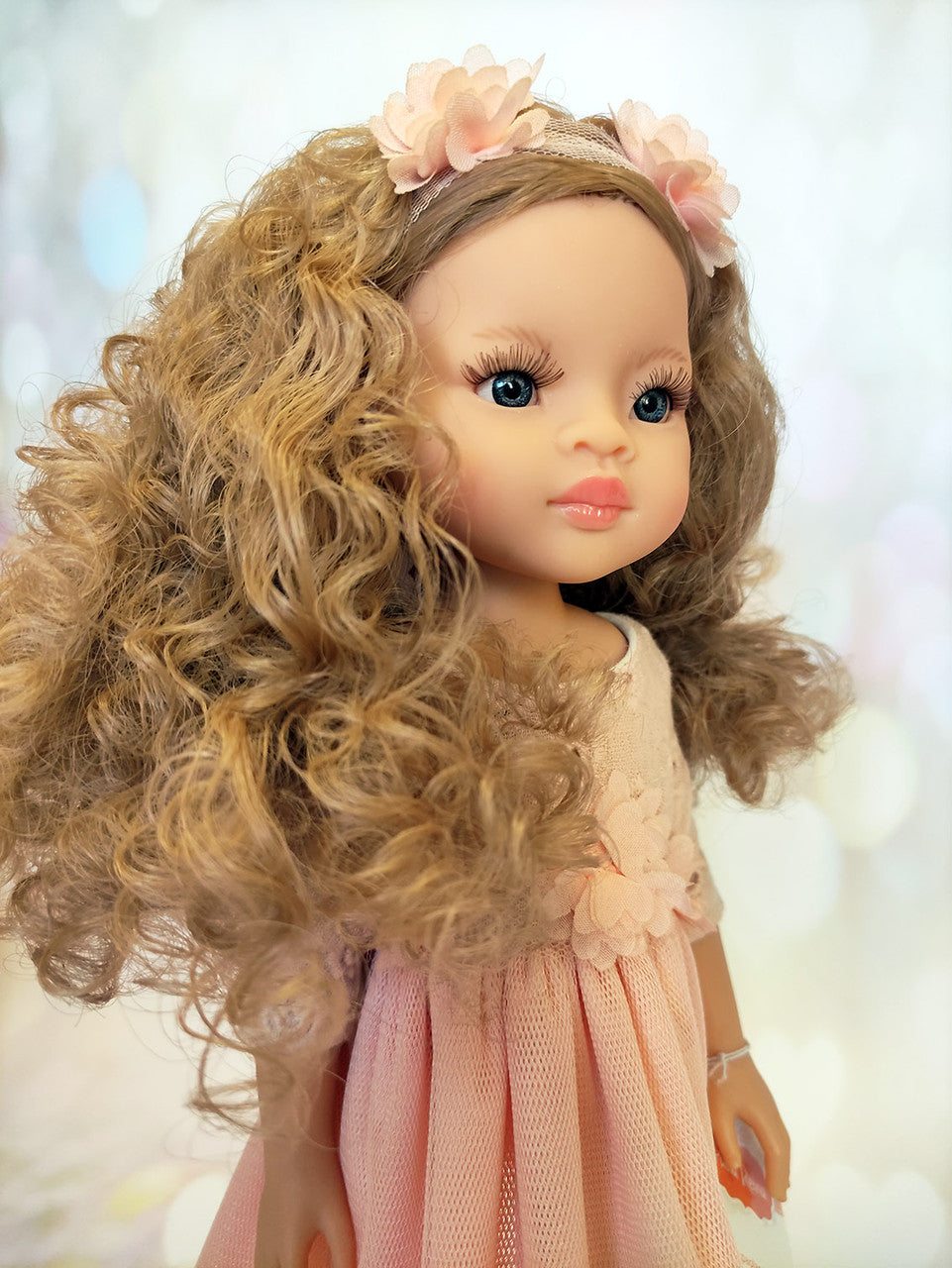 Bábika Las Amigas Rebeca kĺbová 32 cm