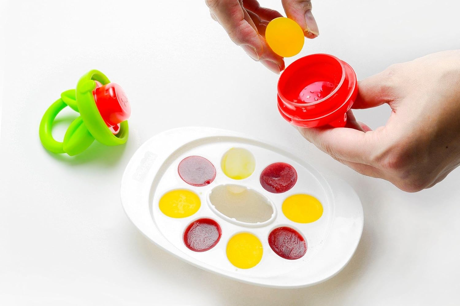 Fisher-Price Jednoduché čistenie Teethe 'n Feed (Y9842)