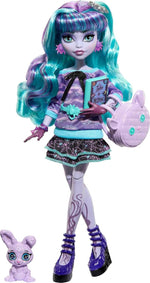 Mattel Monster High®: Prenocovanie s príšerami - Twyla (HLP87)