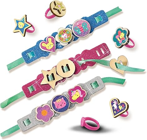 Enostavni obroči in bleščeči zapestnice