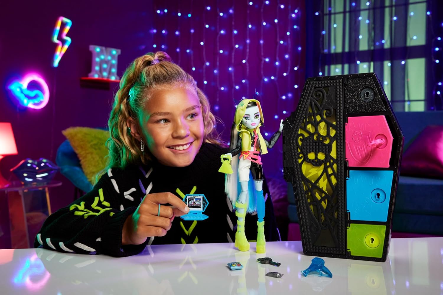 Monster High - Bábika Frankie Stein (HNF79)